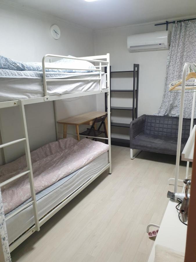 Jinho's Wisma tamu *